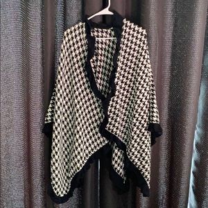 Black & White Shawl cape